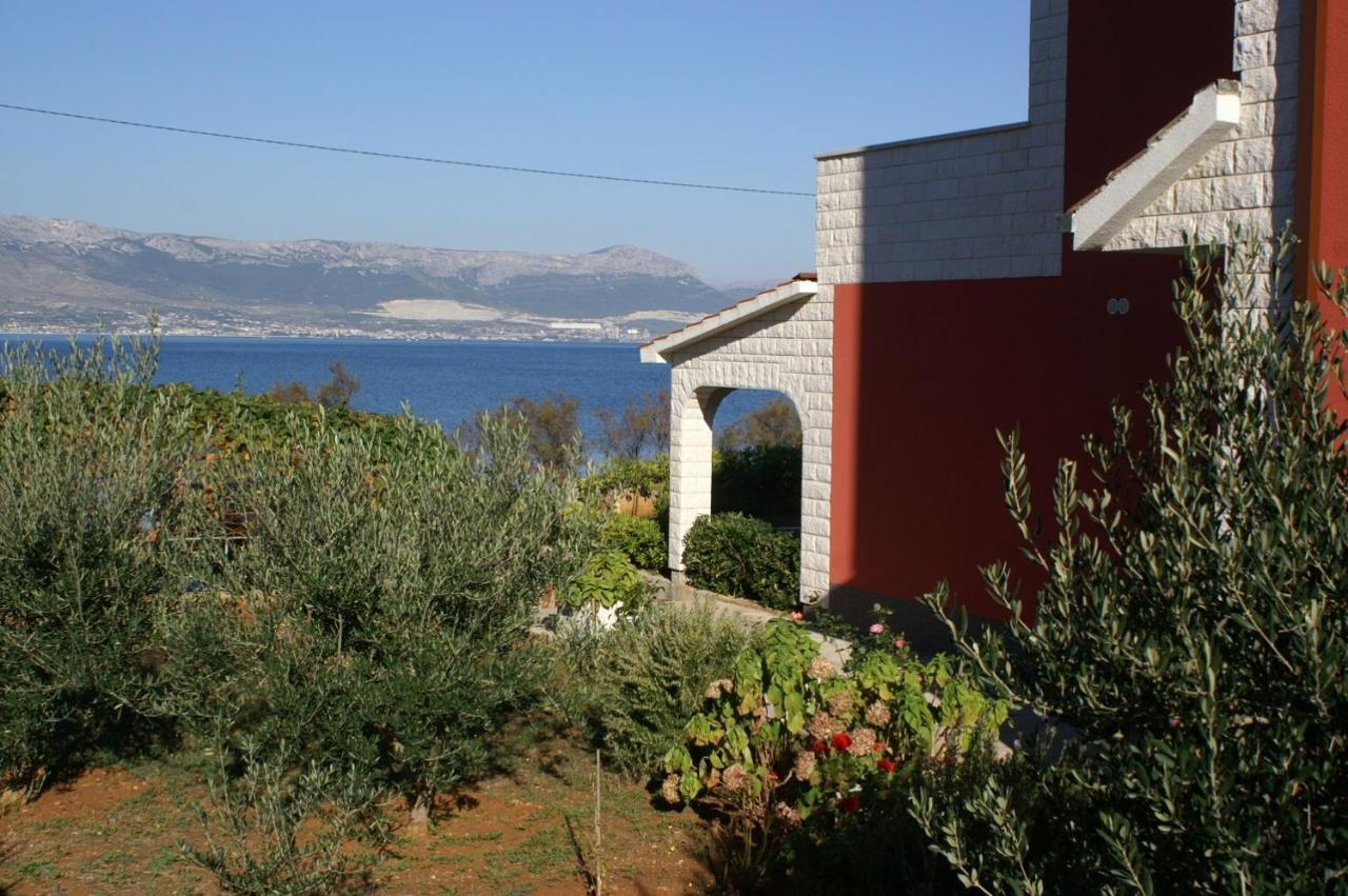 Apartments By The Sea Slatine, Ciovo - 1128 Eksteriør billede